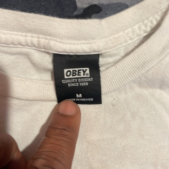 Assorted tees all small! Great for kids or that female - Picture 6 of 8